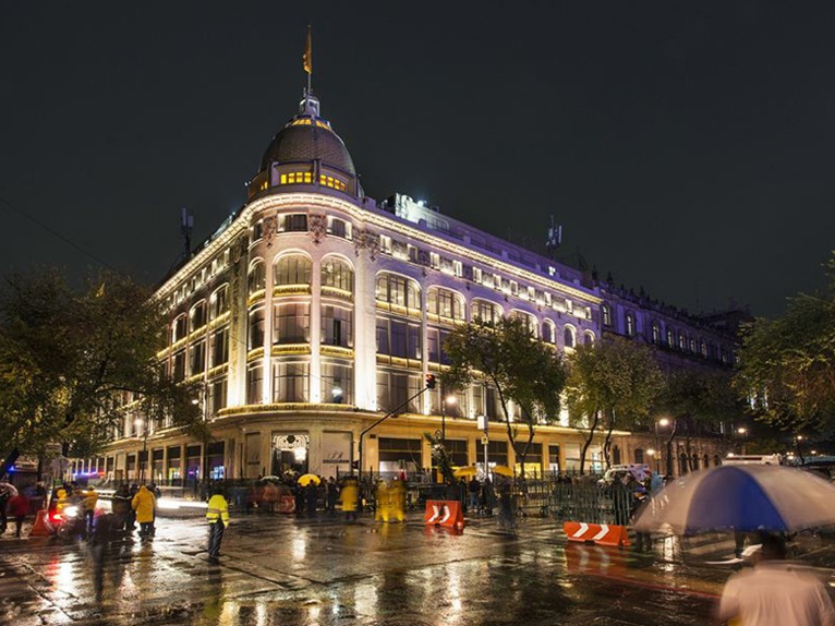 125 years of style for El Palacio de Hierro in Mexico City