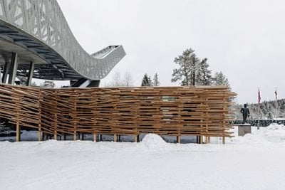 1207 wooden battens are covering the new Snøhetta-designed extension of Skimuseet